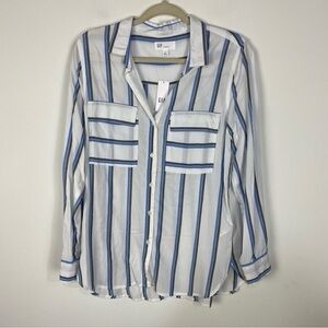 Gap Whit & Blue Coastal Boyfriend Fit Button Down Striped Top Beachy